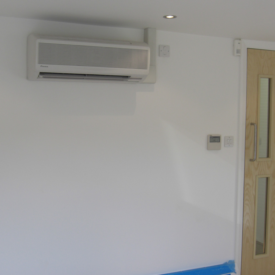 Daikin heat recovery system as the sole source of heating and cooling
